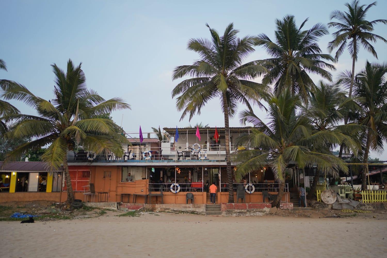 Saritas Guest House - Bogmalo Beach Exterior photo