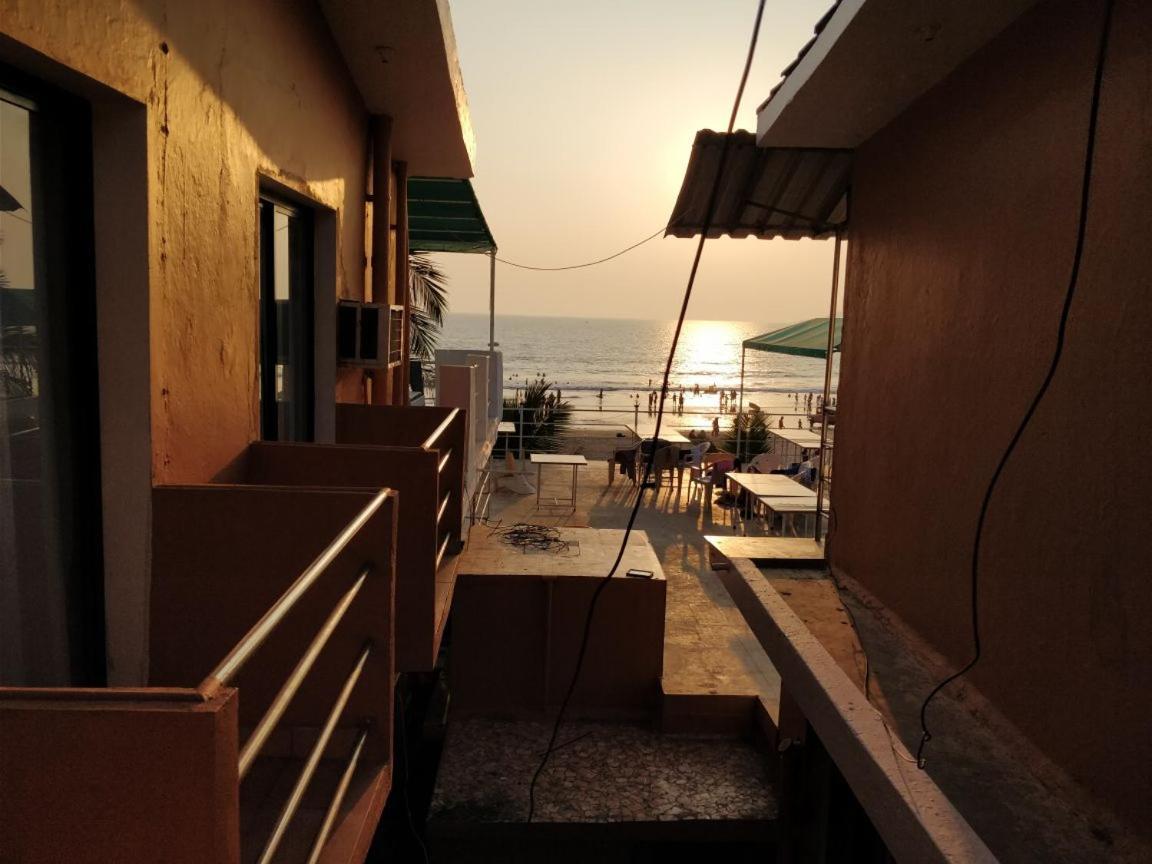 Saritas Guest House - Bogmalo Beach Exterior photo
