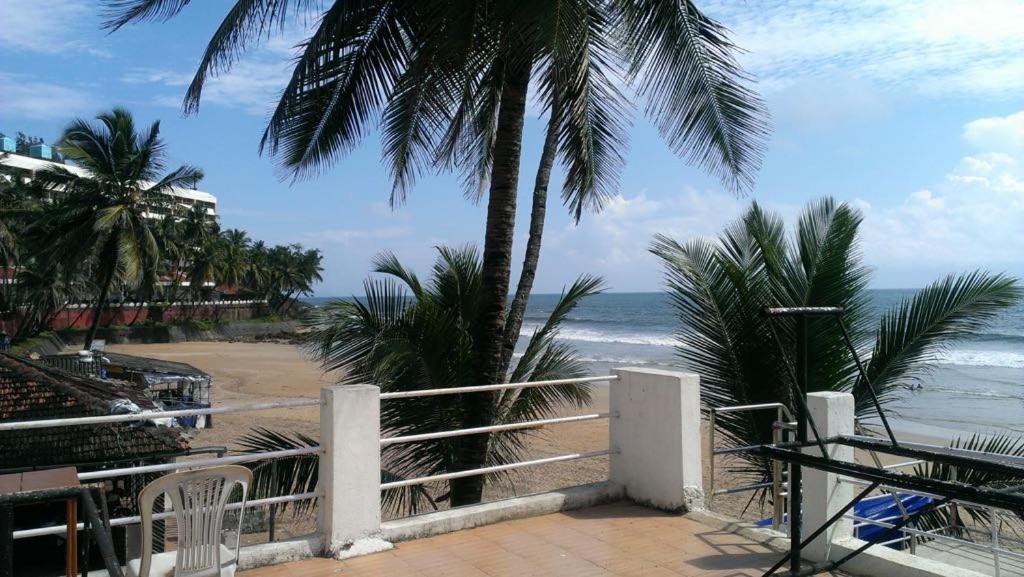 Saritas Guest House - Bogmalo Beach Exterior photo